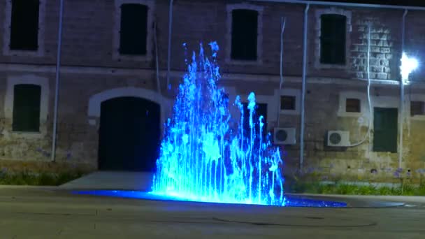 Mayıs 2018 Paphos Kıbrıs Mavi Çeşme Kennedy Meydanı Nda Gece — Stok video