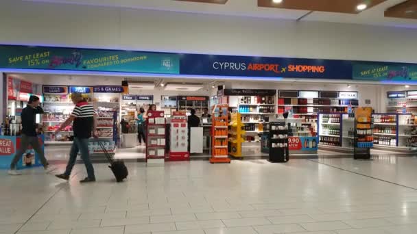 Letiště Larnaca International airport — Stock video