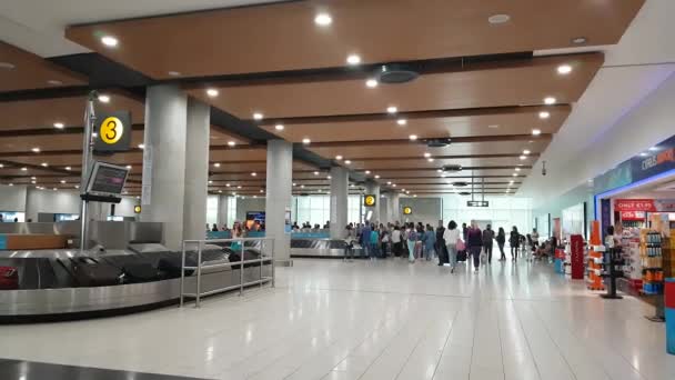 Aeropuerto Internacional de Larnaca — Vídeo de stock