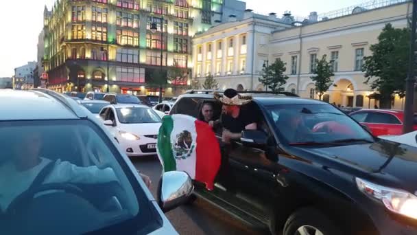 Mexické funs na ulic — Stock video