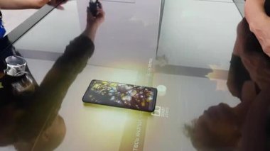 Samsung kontrol merkezi Modern etkileşimli yer galaksiye S9 Studio