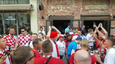 Eğlence takım--dan Polonez ya