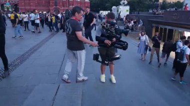 Looking ile eğlenmek için bilet işareti