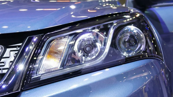 Car front light. — Stock Photo, Image