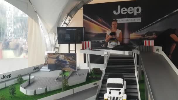 Estande de entretenimento da empresa Jeep — Vídeo de Stock