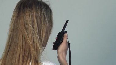 Cb radyo ile güzel kadın