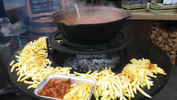 Chicken Goulash In Cauldron — Stock Video