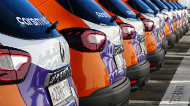 Modern araba otomobiller paylaşımı Grup