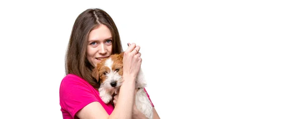 Hübsches Mädchen mit Terrier-Welpen — Stockfoto