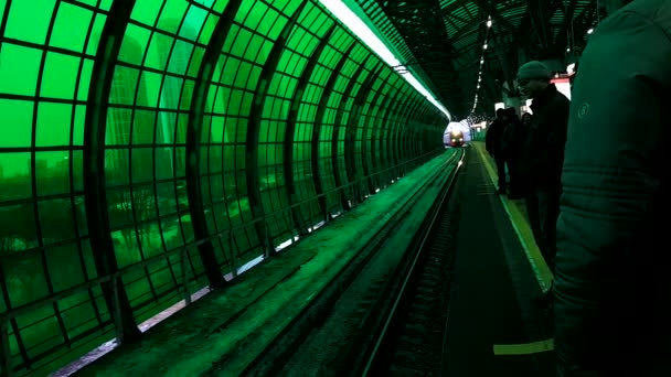 Arrivée du train du Cercle central de Moscou — Video