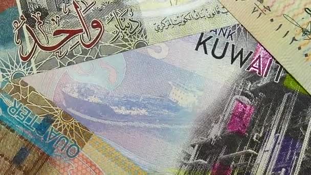 Kuwaitiska Dinar sedlar bakgrund. — Stockvideo