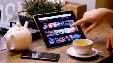 Film ve göstermek Netflix Kütüphanesi tarama