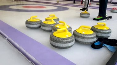 Buz Curling taşı