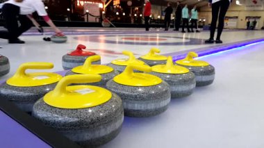 Buz Curling taşı