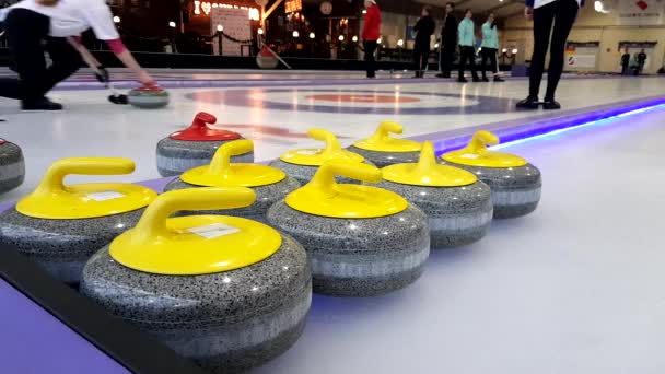 Pierres de curling sur glace — Video