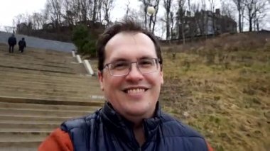 Yetişkin adam portre yakın