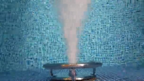 泳池水喷射按摩 — 图库视频影像