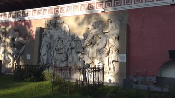 Bas-reliefs from the Cathedral of Christ the Savior. — Stock Video