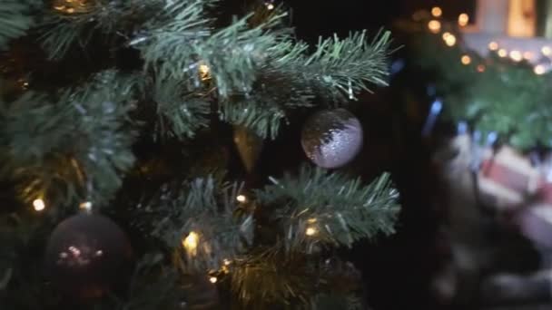 圣诞袜上的灯笼灯 — 图库视频影像