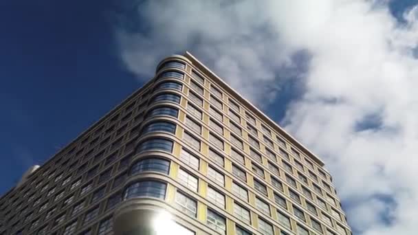 Exteriér high-rise multi-floor business building - fasáda a okna — Stock video