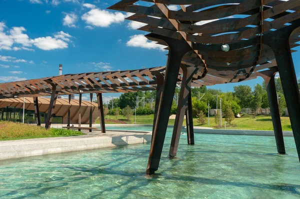 Tufeleva roscha architecture park in Moscow. Summer day at landscape park walk — Stock Photo, Image