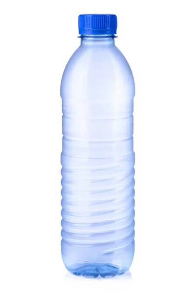 Close-up de uma garrafa de plástico sobre fundo branco — Fotografia de Stock