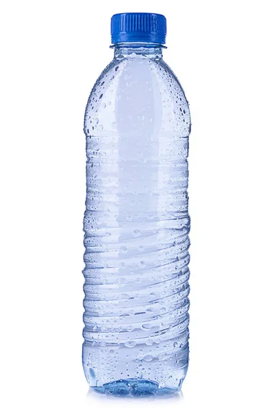 Primer plano de una botella de plástico sobre fondo blanco —  Fotos de Stock