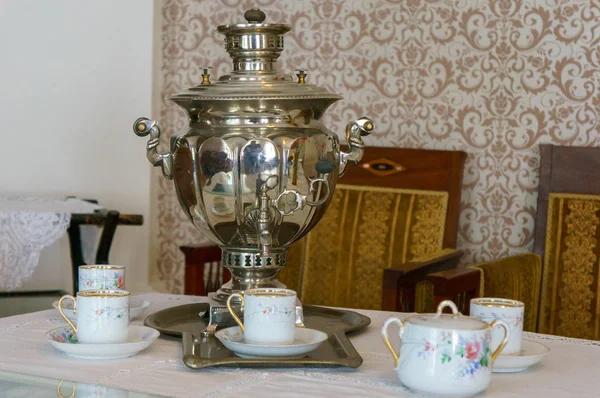 Russische thee Samowar Concept traditionele Russische cultuur object Samowar — Stockfoto