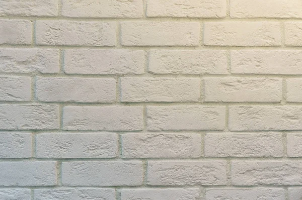 Abstract verweerde textuur gebeitst oud stucwerk licht grijs en verouderd verf wit baksteen muur achtergrond in landelijke kamer — Stockfoto
