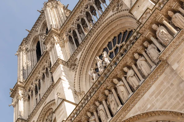 Париж, 27 березня 2017 року: Архітектурні деталі Notre Dame de Nice церкви, Франції — стокове фото