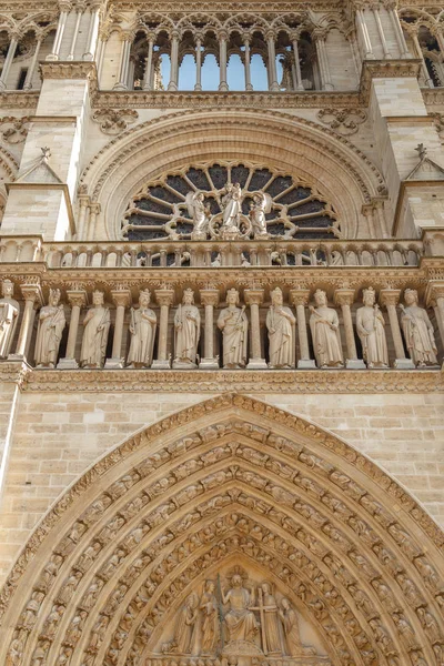 Paris, França, 27 de março de 2017: detalhe arquitetônico da igreja Notre Dame de Nice, França — Fotografia de Stock