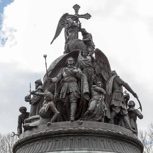 Veliky novgorod, russland 05. Mai 2017: monument zu den tausend jahren russland jahrtausend russland. veliky novgorod, russland — Stockfoto