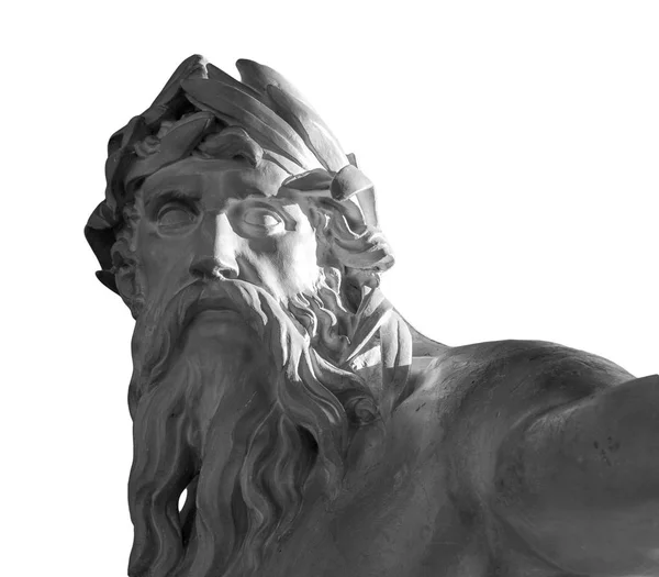 Szczegóły głowy i ramion starożytnej rzeźby — Zdjęcie stockowe