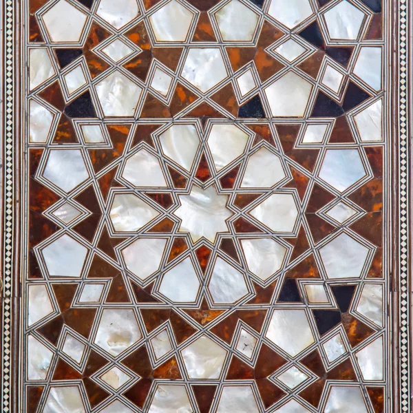 Види керамічної плитки з арабським орнаментом. Блакитний квітковий візерунок. Турецька Кераміка — стокове фото