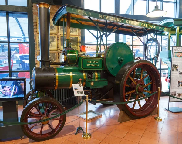 Stambuł, Turcja, 23 marca 2019: ciągnik Lady Devorgilla w Muzeum przemysłowym Rahmi M. koc. Koc Muzeum ma jedną z największych kolekcji samochodów klasycznych w Turcji — Zdjęcie stockowe