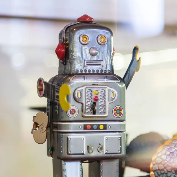 Istanbul, Turkey, 23 March 2019: Vintage tinplate old toy robot. Rahmi M. Koc Industrial Museum — Stock Photo, Image