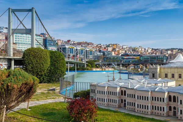 Istambul, Turquia - 23 de março de 2019: Miniaturk é um parque em miniatura em Istambul, Turquia. O parque contém 122 modelos. Vista panorâmica de Miniaturk — Fotografia de Stock