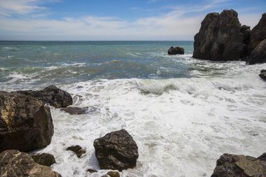 Karadeniz ve mavi gökyüzü. Gurzuf İlçesi, Crimea