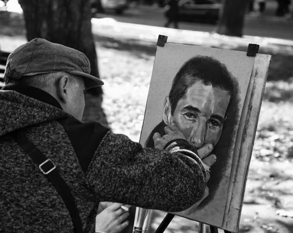 リヴィウ ウクライナ 2018 センターのリヴィウ市の画家 — ストック写真