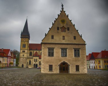 Bardejov / Slovakya - 27 Ekim 2018: Unesco Town Bardejov tarihi eski Meydanı