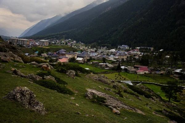 Kilátás Nyílik Falura Elbrus Kabard Balkarföld Oroszország — Stock Fotó