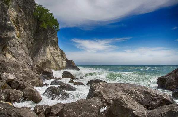 Restless Black Sea Blue Sky Gurzuf Crimea — Stock Photo, Image