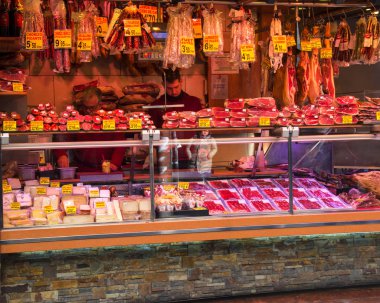 Barcelona, Katalonya/İspanya - 22 Ocak 2019: Boqueria Market - Barselona gıda pazarı