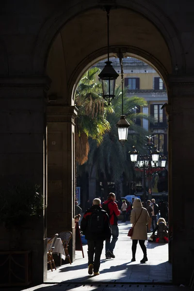 Lidé na ulicích barcelona, Španělsko — Stock fotografie