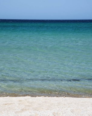 Olenevka, Kırım'daki kumlu plaj