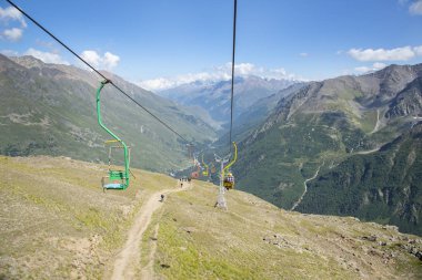 Dağlarda kablo yolu. Cheget, Rusya Federasyonu