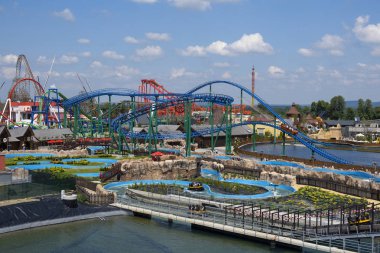 Energylandia 'daki su parkı, dünyanın en büyük eğlence parkı. 