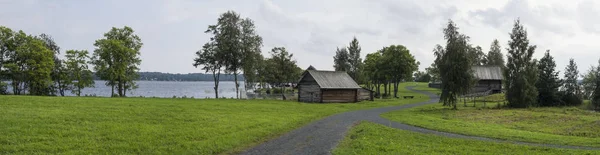 Zomer landschap in het Kizhi Eiland, Rusland — Stockfoto