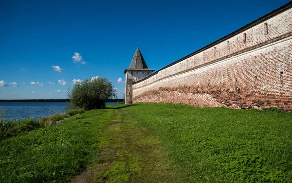 Monastero di Kirillo-Belozersky, regione di Vologda. Russia — Foto Stock