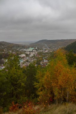 Kremenets kasabasının manzarası. Ternopil bölgesi, Ukrayna